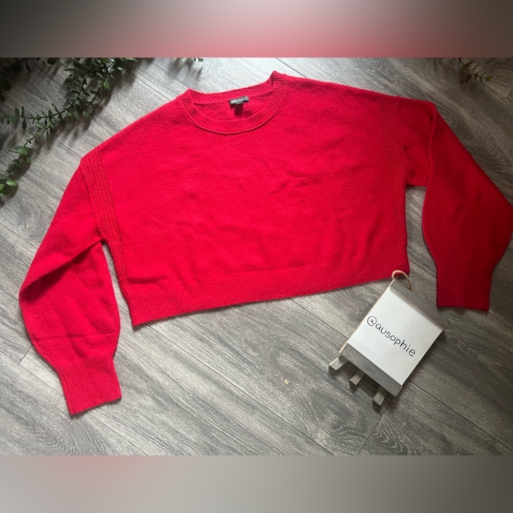 Wild Fable Bishop Sleeve Red Crew Neck Cropped Sweater w Ribbed Detailing S NWOT